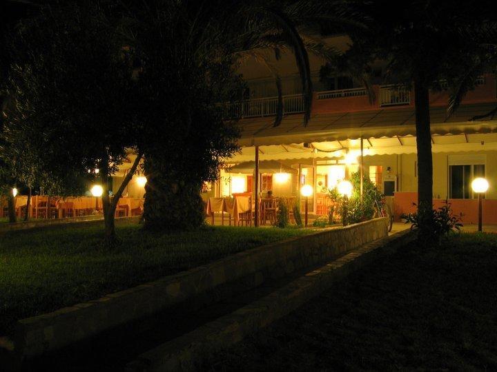 基拉奇尼 Possidona Beach酒店 外观 照片
